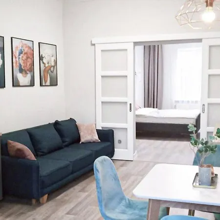 Dzherelna St. * إلفيف